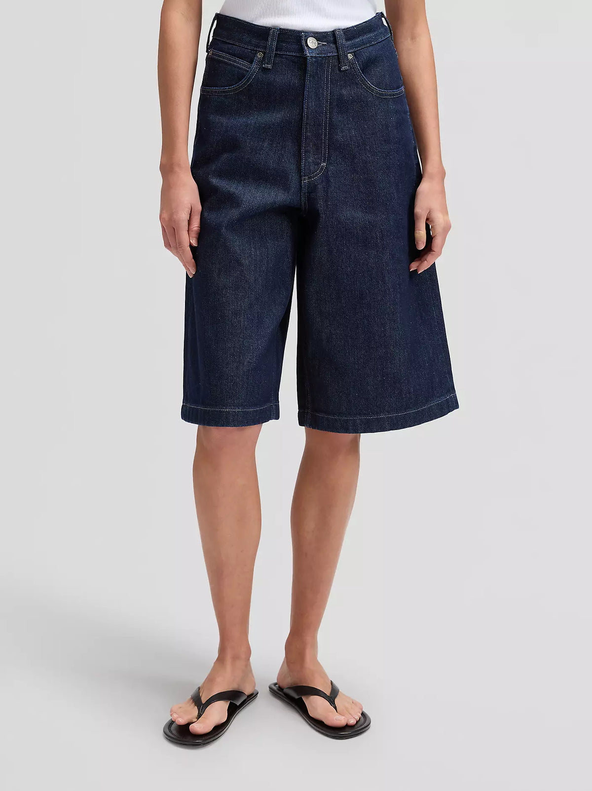 How to Turn the Hassel Jeans Pattern into Jorts (Easy 4-Step Guide)