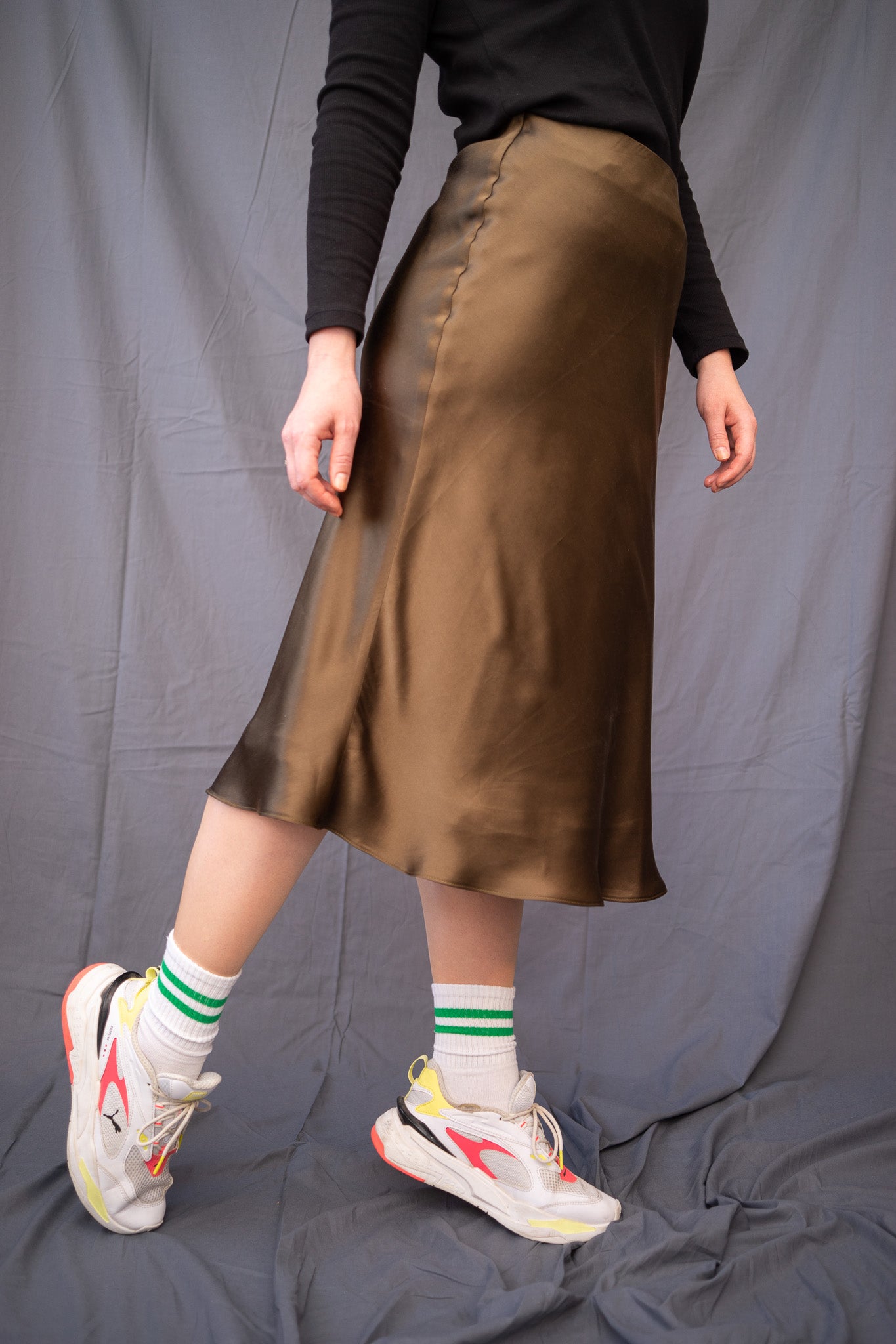 Bias-cut skirt, Bøg